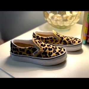 Kids Leopard Vans slip on